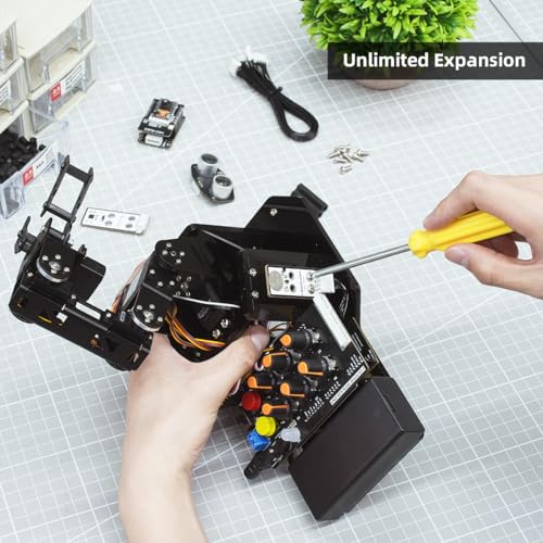 Robotic Arm with Arduino 5DOF