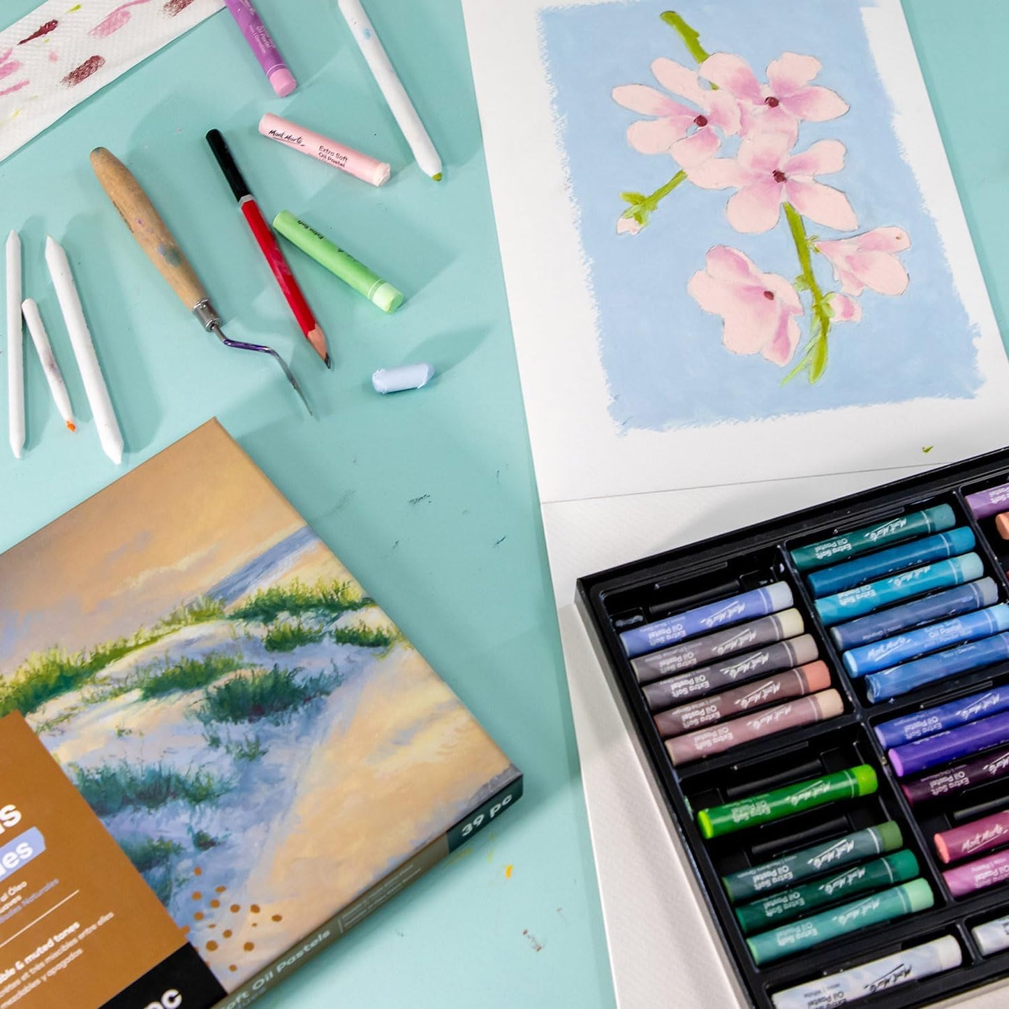 Mont Marte Extra Soft Oil Pastels Natural Hues Premium 39pc, Assorted Natural Oil Pastel Colors, Vibrant, Buttery, Versatile Art Pastels for Blending, layering & Shading, Coloring and Sketching