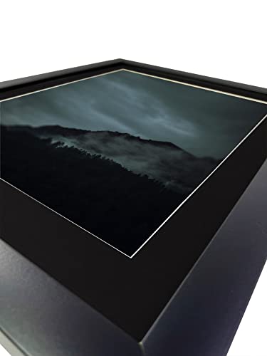 B221 Pre Cut Mat Board for 18x24 Print