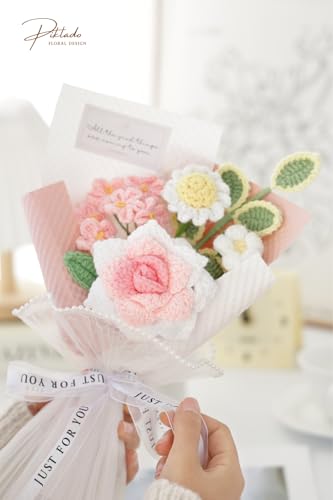 Handmade Crochet Pink Rose Daisy Bouquet for Family & Friends Finished Yarn Artificial Flower Bouquet