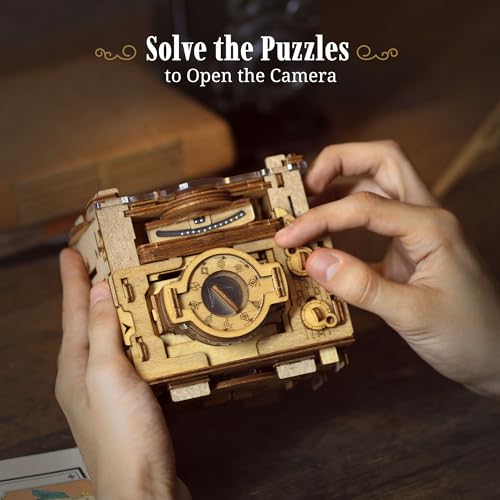 Cluebox PRO Sherlock's Camera