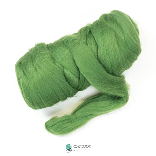 Colored Natural Wool roving (8 Ounce)