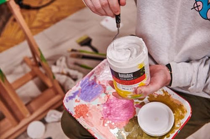 Professional Light Modeling Paste. 946ml