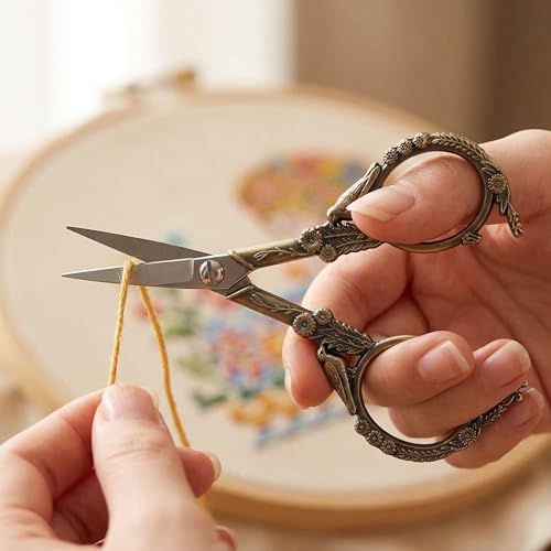 Crochet Scissors with Cover