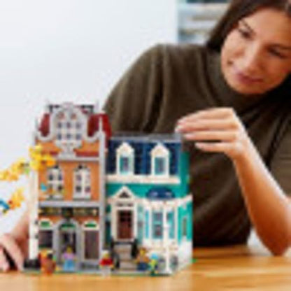 Creator Expert Bookshop 10270 Modular Building