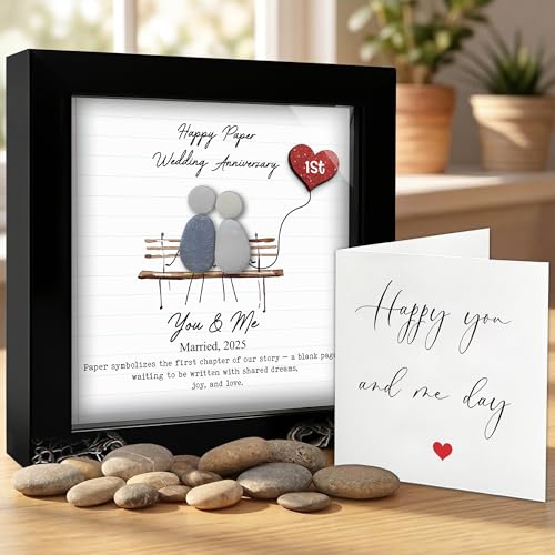 5.5" Couple Pebble Art Frame