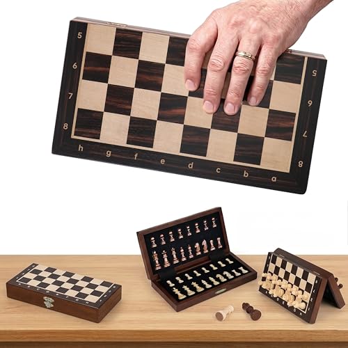 Chess Set with Magnetic Pieces