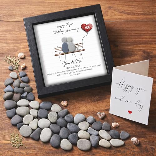 4.7" Couple Pebble Art Frame