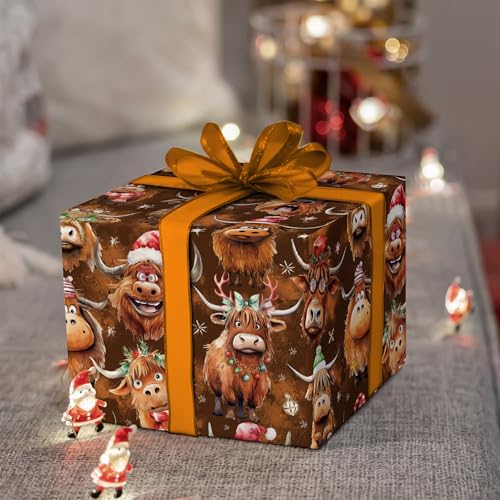 Highland Cow Christmas Wrapping Paper Sheet (30 Sq Ft)
