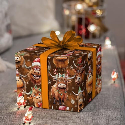Highland Cow Christmas Wrapping Paper Sheet (30 Sq Ft)