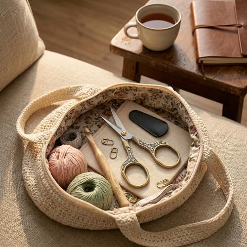 Needlepoint Scissors with Leather Sheath