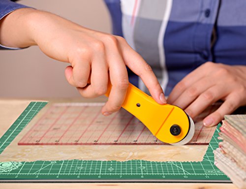 Rotating Self Healing Cutting Mat 14x14