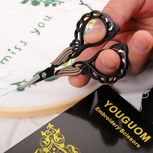 Crochet Scissors with Sheath