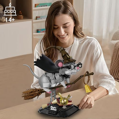 Harry Mouse Animal Building Set (676 Count)