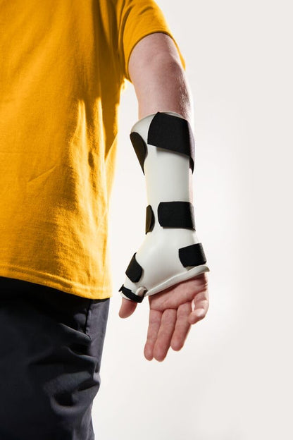 Rolyan Polyflex II, 3/32" x 18" x 24", 1% Perforated, White, 4 Sheets, Highly Conformable Splinting Thermoplastic, Fabricate Custom Orthotics for Hand, Wrist, Thumb, Fingers, Low Resistance, OT PT Use