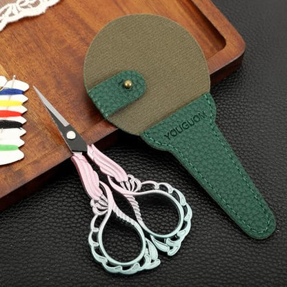 Detail Scissors with Cover