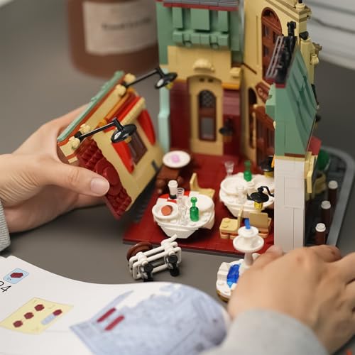 Parisian Garden Hotel & City Kitchen Building Set