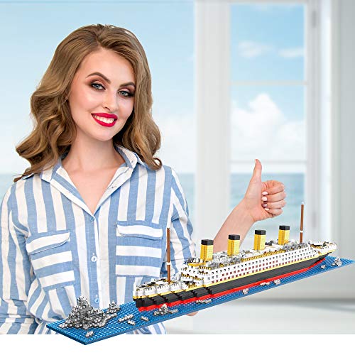 Titanic Architecture Micro Building Blocks Model Kit for Adults Age of 14+ (1872 particles)