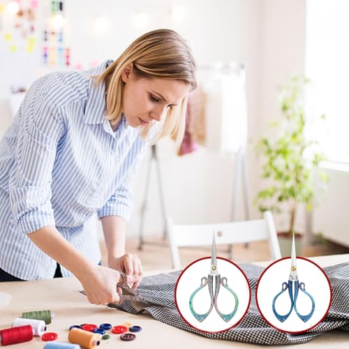 Small sharp scissors