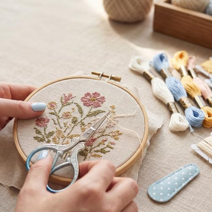 4 Pcs Small Embroidery Scissors (4 Count)