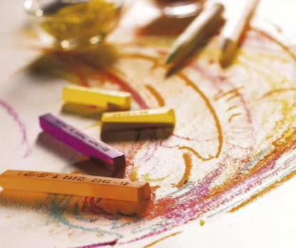 12 Count Assorted Carrés Crayons Set