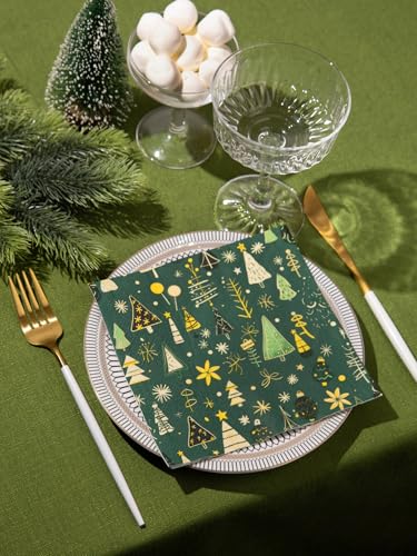 Festive Green Paper Napkins 3 (50 Count)