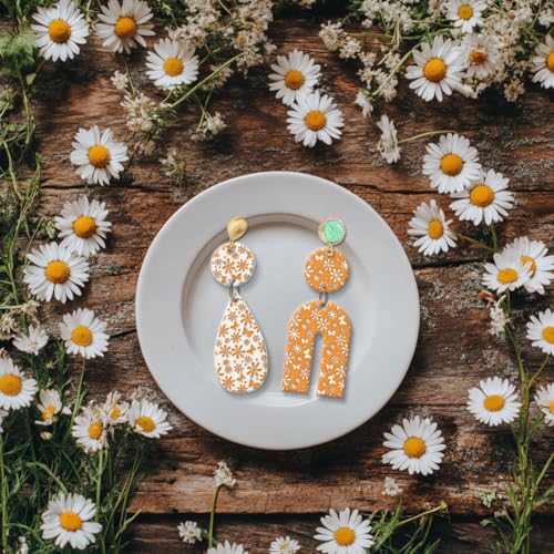 Daisy Polymer Clay Texture Sheets Butterfly Silicone Texture Stamp Clay Texture Mat Flower Modeling Pattern Pad Texture Sheets for Polymer Clay Jewelry and Clay Earrings Tools