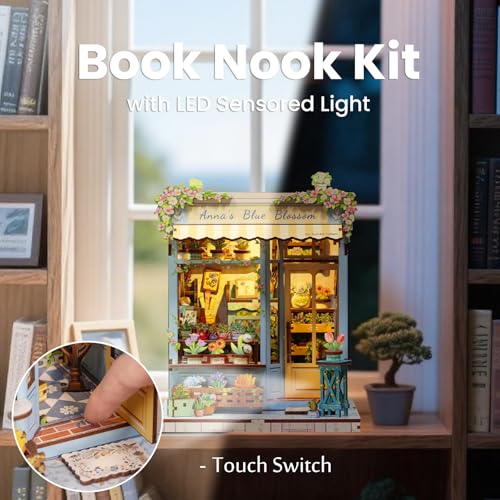 Book Nook Kit Miniature House (284 Count)