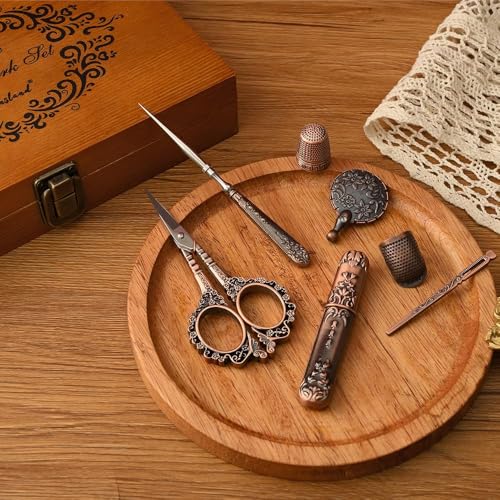 Vintage Embroidery Scissors Set