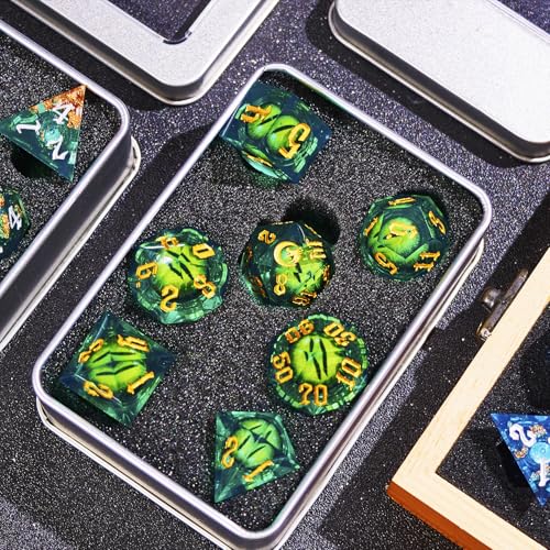 The Moon&Dragon Eye Liquid Core DND Dice Set