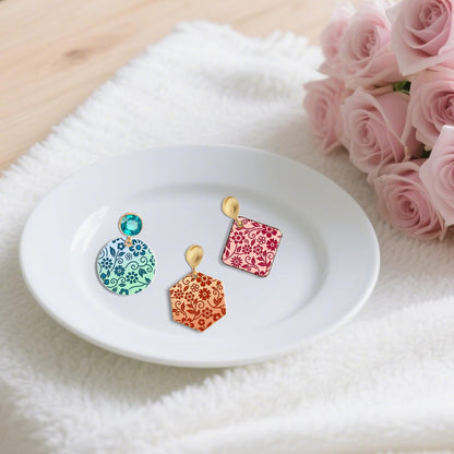 CHGCRAFT Vine Flowers Pattern Polymer Clay Texture Sheet Curly Plants and Leaves Silicone Texture Mat for Polymer Clay Making Earrings Jewelry DIY Crafts 5.5 × 5.5 Inch