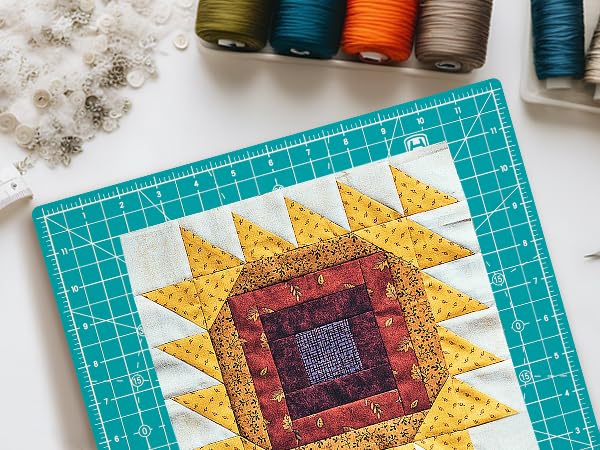 12"x12" Rotating Cutting Mat