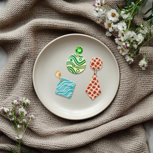 4 Pcs Artistic Wavy Polymer Clay Texture Sheets Wavy Lines Silicone Texture Stamp Seamless Pattern Modeling Pattern Pad Sheets for Jewelry and Earrings Tools