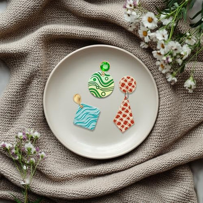 4 Pcs Artistic Wavy Polymer Clay Texture Sheets Wavy Lines Silicone Texture Stamp Seamless Pattern Modeling Pattern Pad Sheets for Jewelry and Earrings Tools
