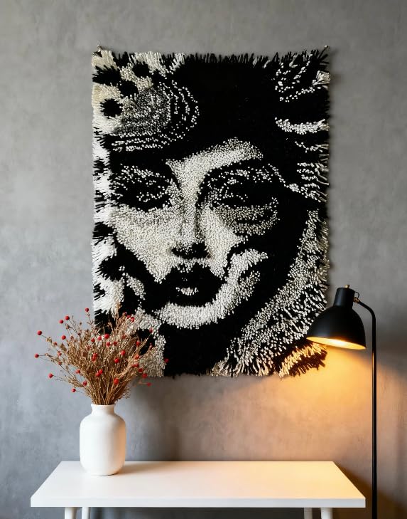 Monochrome Muse Latch Hook Kit