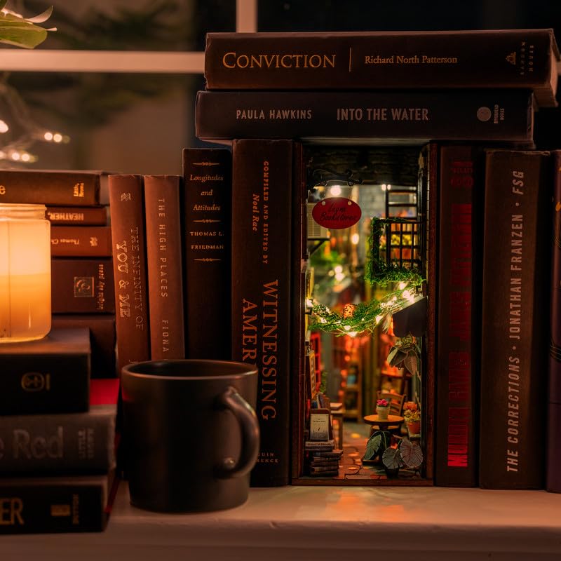 Book Nook DIY Kit
