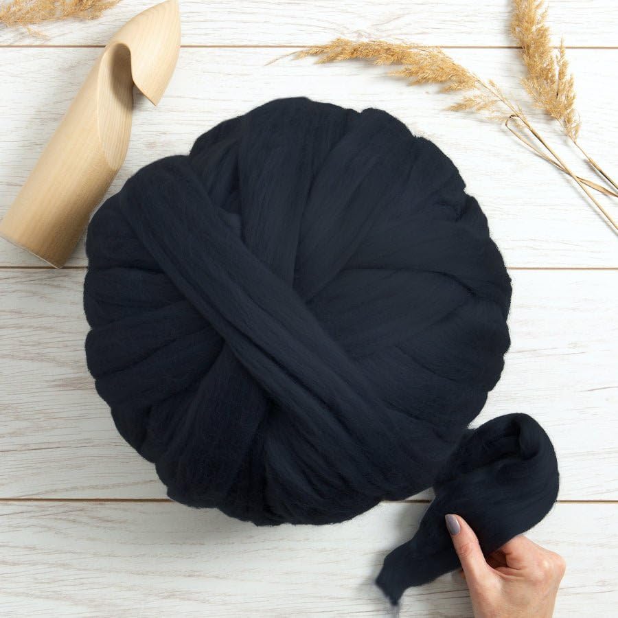 Colored Natural Bulk Wool roving (8 Ounce)