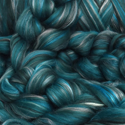 Merino Silk Luxe Tonal Designer Blend. Superfine Merino, Mulberry Silk, Tussah Silk. Top Roving for Spinning or Felting. Meadow Mist 4oz