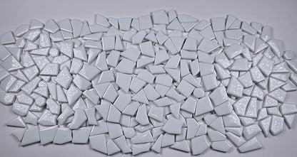 Irregular Glass Mosaic Tiles Bulk 500g Glossy and Iridescent Mosaic Glass Tiles for DIY Projects and Arts and Crafts Solid Colors and Mixes (Glossy White)