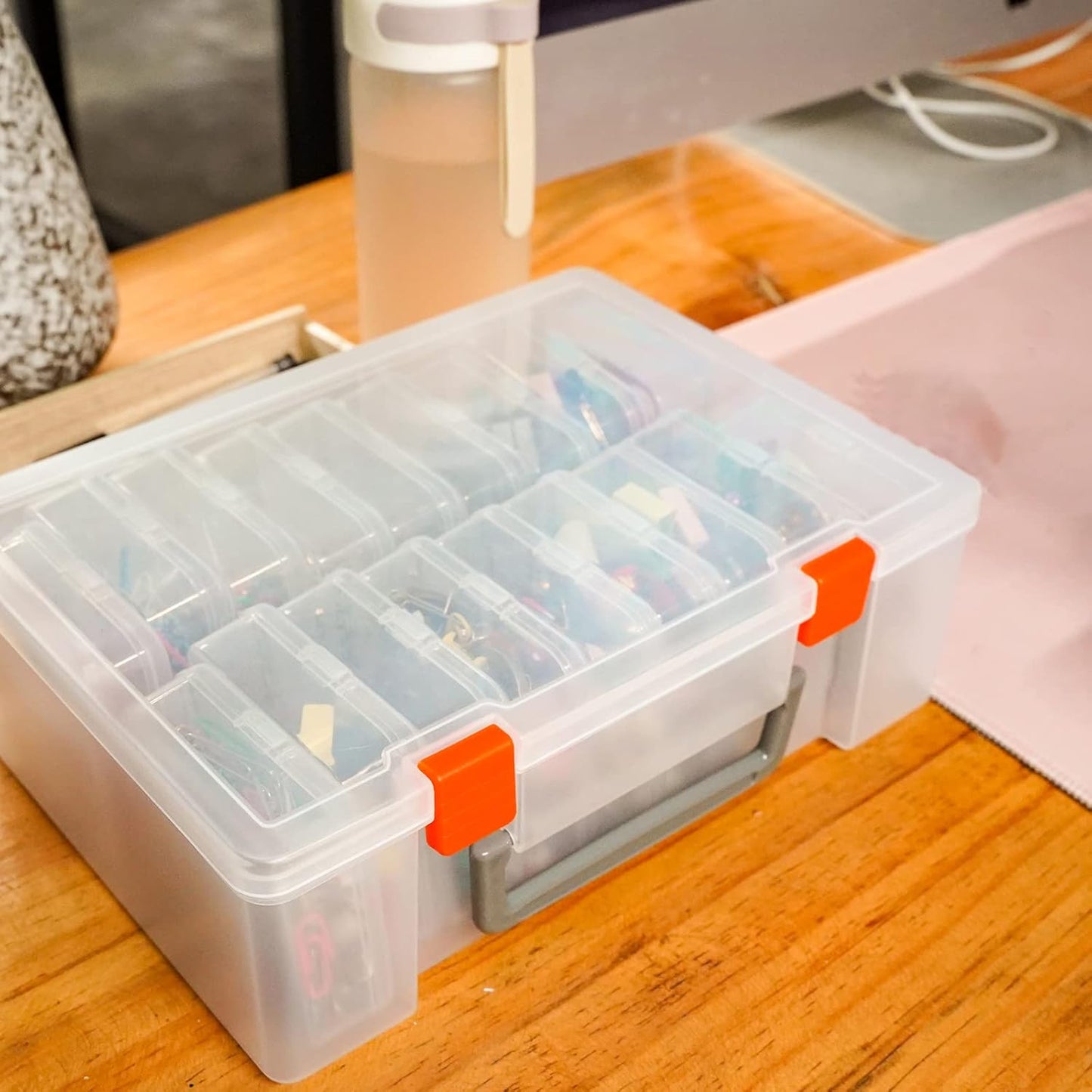 18 Pieces Small Plastic Craft 0rganizers and Storage, Transparent Box with Hinged Lid for Storage of Jewelry, Diamonds, DIY Art Craft Accessory