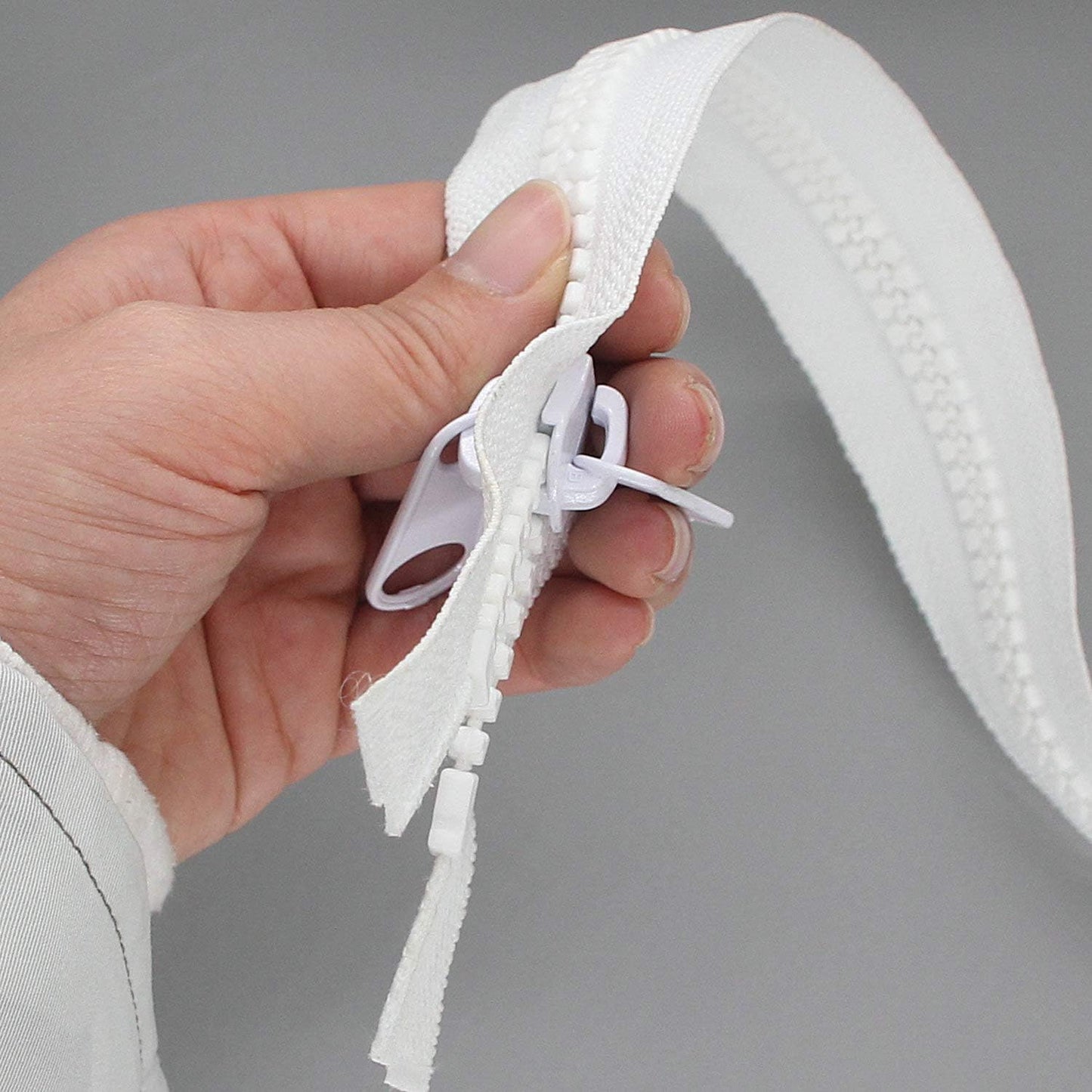 Leekayer 2PCS #10 36 Inch Heavy Duty Zippers for Sewing Separating Large Plastic Zippers White Tape with Double Pull Tab Slider, Sleeping Bag, Boat, Canvas, Cover, Trampoline, Dog Bed,Tent (36" 2pcs)