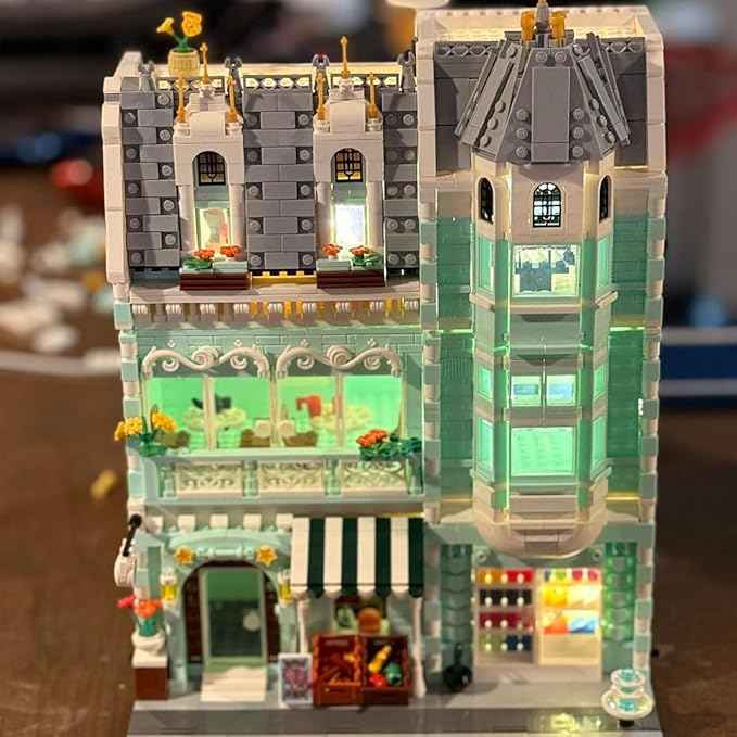 City Grocery Store Building Blocks Set for Adults, 3 Levels Street View Modular House Building, Christmas Birthday Gift for Teens(2225 Pcs)