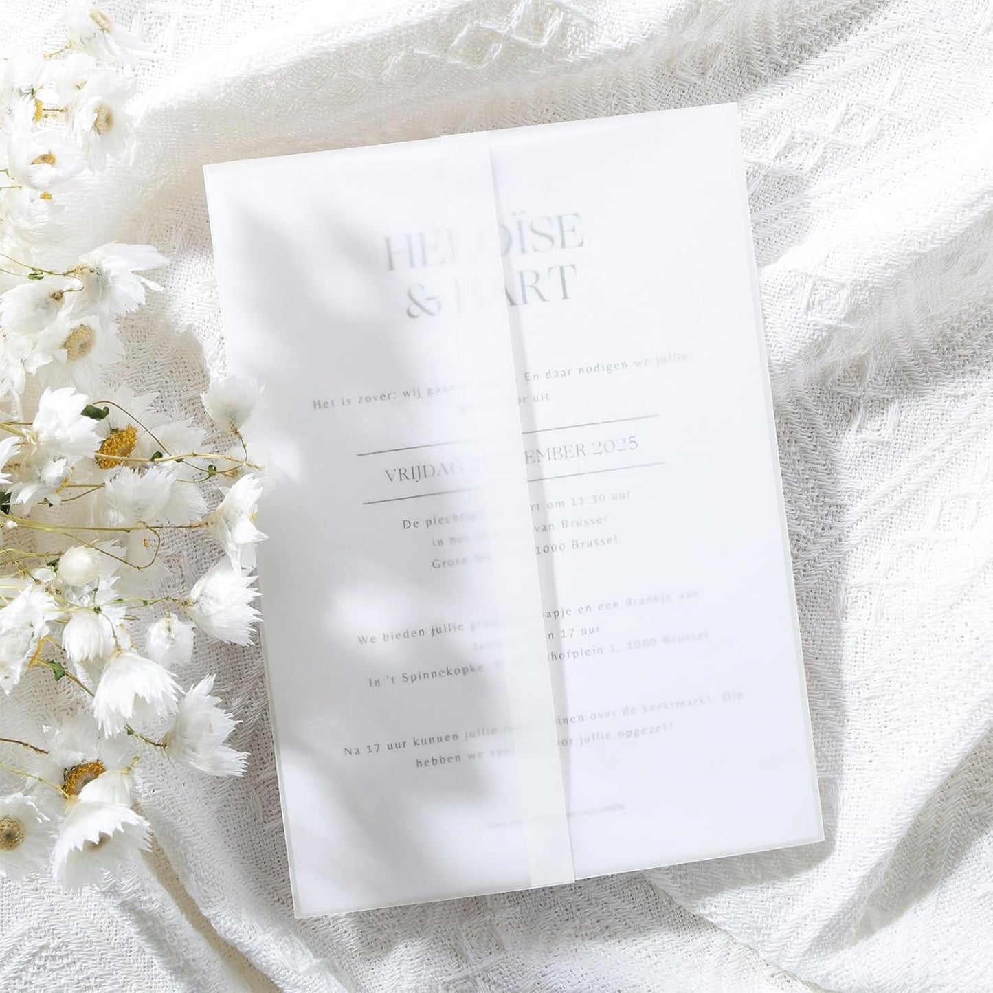UNIQOOO 120 Pack Pre-Folded Vellum Jackets for 5x7 Invitations, Elegant Semi-Transparent Vellum Paper, 115GSM Wedding Invitation Accessories, for Envelope Liners 5x7 Inserts