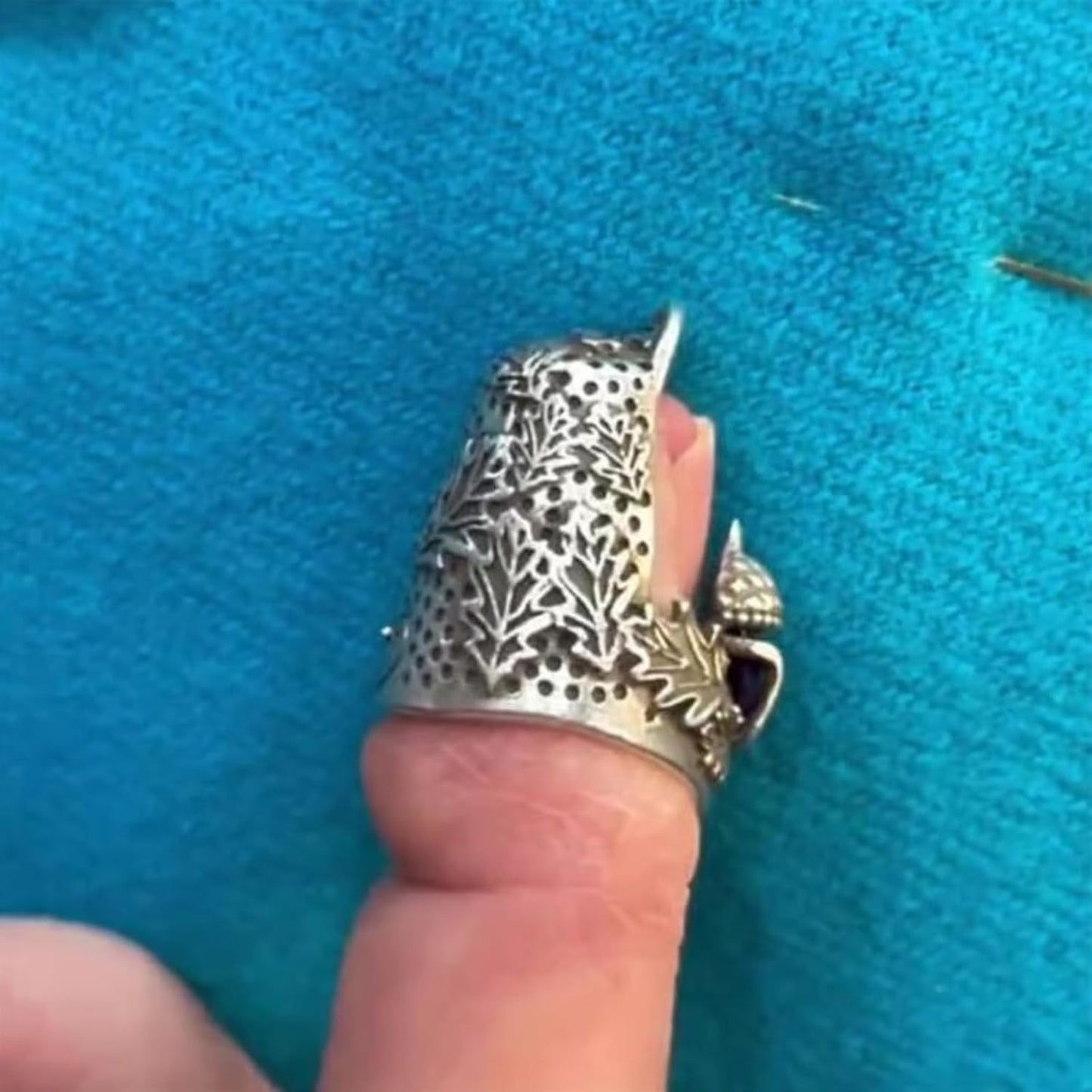 Open Nail Acorn Thimble, Thimbles for Hand Sewing, Metal Thumb Thimble Shield Accessories, Sewing Thimble Finger Protector for Needlework, Hand Embroidery Craft-3pcs