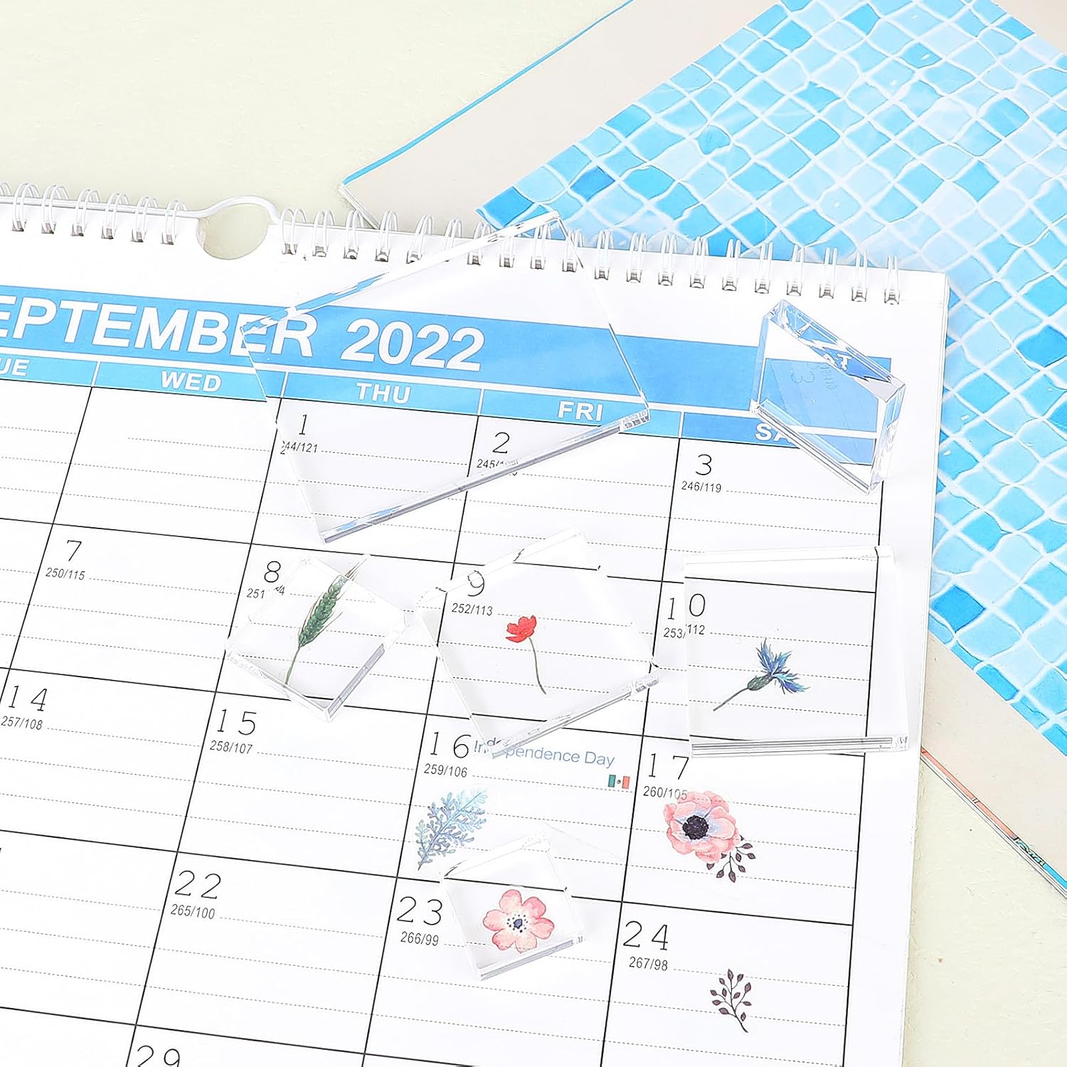 Clear Acrylic Stamping Blocks, 6 Pcs Transparent Jewelry Display Risers Base Wedding Flat Lay Props for Photography Crafts Stamping Card Making Tools - Crafty Corner