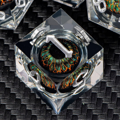 ARUOHHA DND Resin Dice Dragon Eye Dice Liquid Core Red Sharp Edged Dice Set with Gift Box, Polyhedral D and D Dice Set Role Playing Game D20 D12 D10 D8 D6 D4