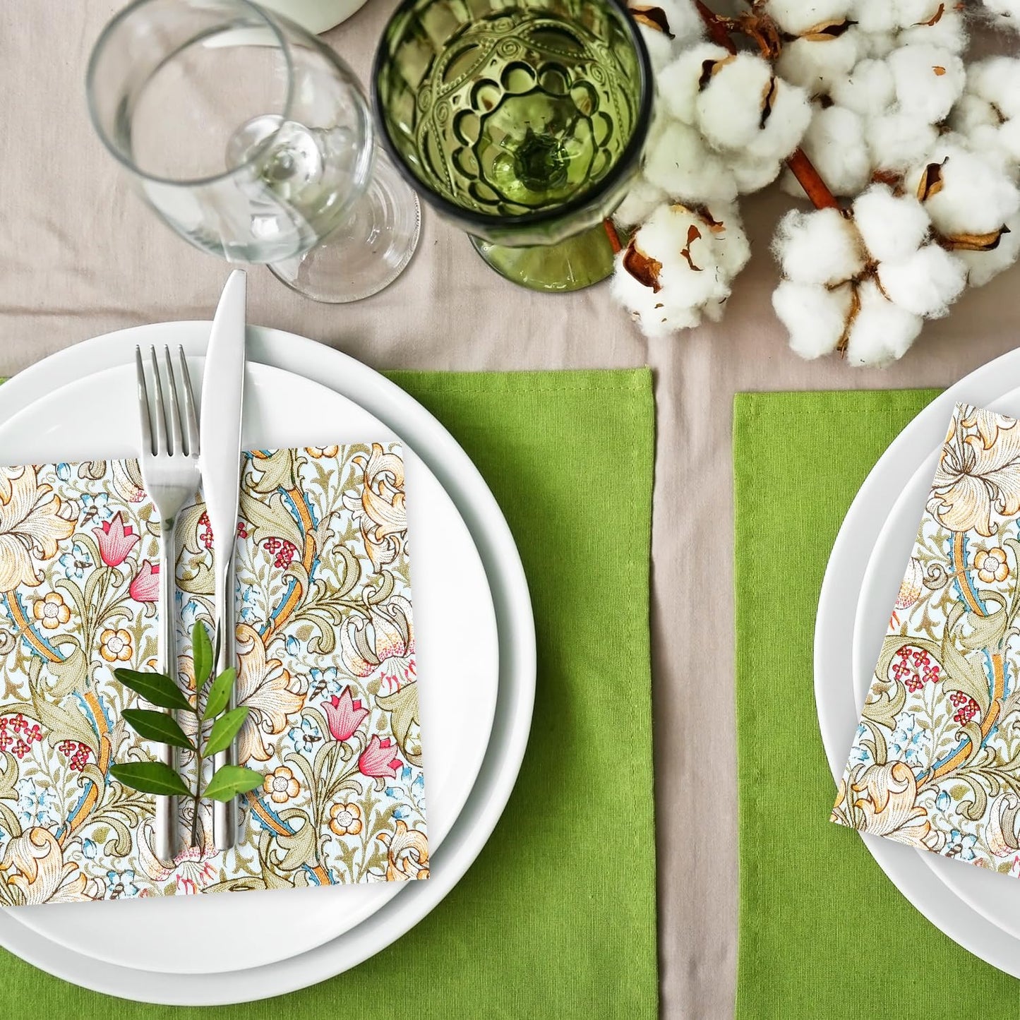 Quera 50 Pack William Morris Cocktail Napkins Golden Lily White Paper Napkins Beverage Napkins Disposable Paper Party Napkin Pack Decoration 5 "X 5"