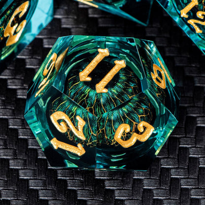 ARUOHHA DND Resin Dice Dragon Eye Dice Liquid Core Red Sharp Edged Dice Set with Gift Box, Polyhedral D and D Dice Set Role Playing Game D20 D12 D10 D8 D6 D4