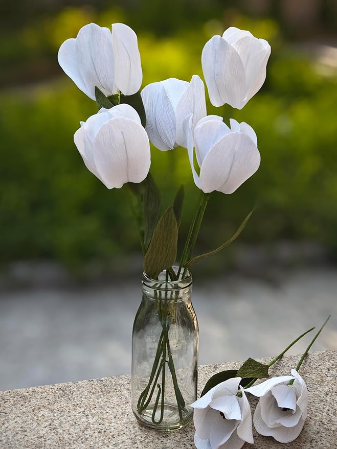 White Tulip Bouquet DIY Crepe Paper Flower for Home Decor, Wedding Centerpieces & Rustic Events Making Kit 12 pcs