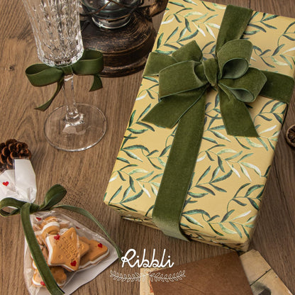Ribbli Moss Green Velvet Ribbon,Polyester Velvet 1 Inches Continuous10-Yard Spool,Christmas Ribbon for Gift Wrapping,Floral Bouquets, Home Decor - Crafty Corner